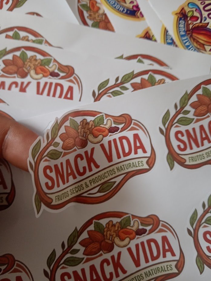 Stickers en papel couché personalizados