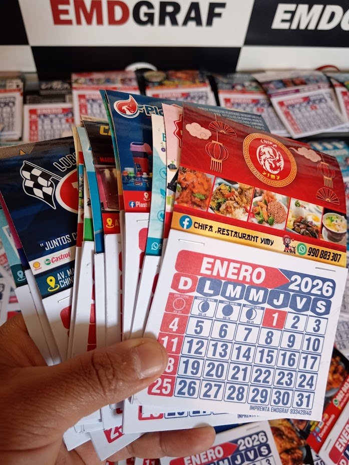 Calendarios imantados con diseño personalizado para empresas.