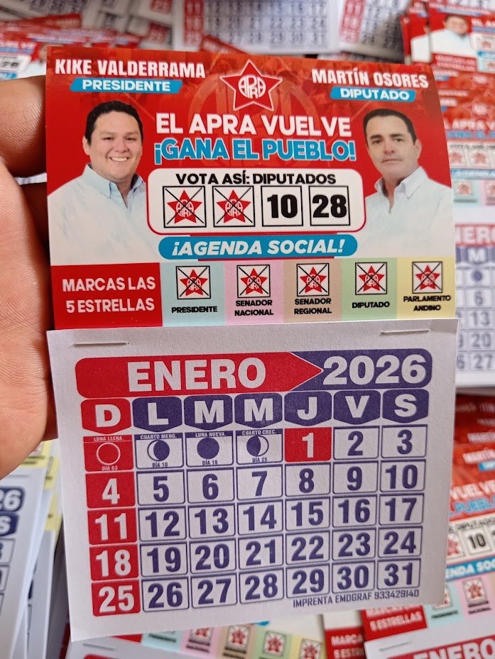 Calendarios imantados personalizados para campañas políticas con diseño profesional.