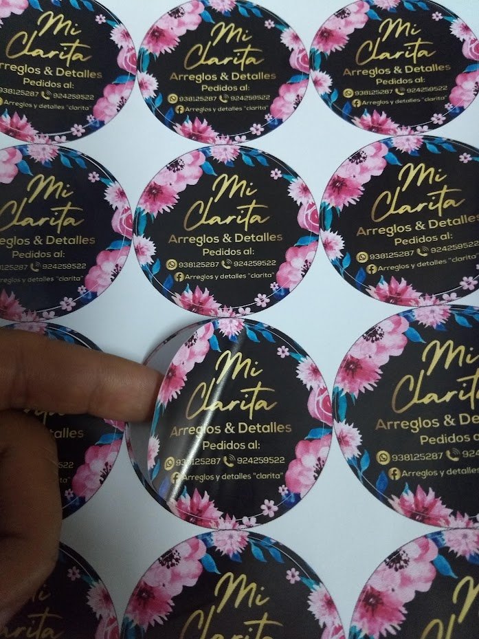 Stickers para empaques personalizados con logotipo
